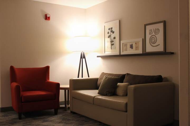 Room 42 of 72