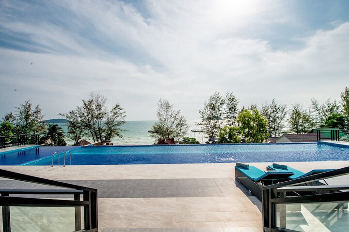Pool 18 of 31