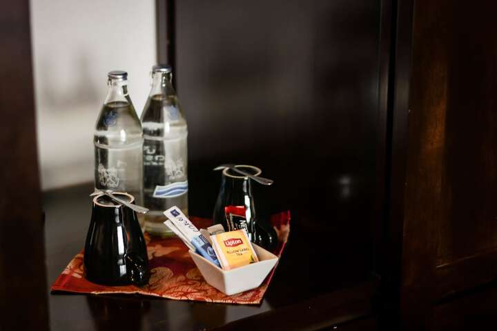 Breakfast/Coffee Service 24 of 77