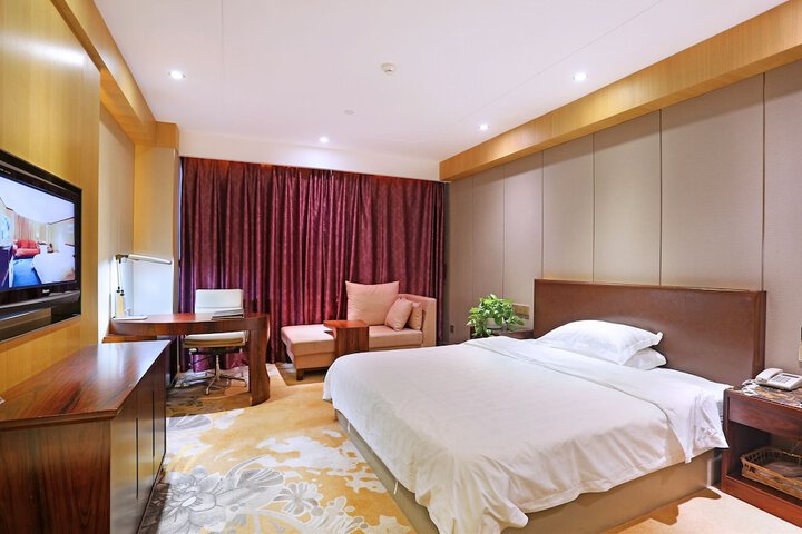 Room 8 of 44