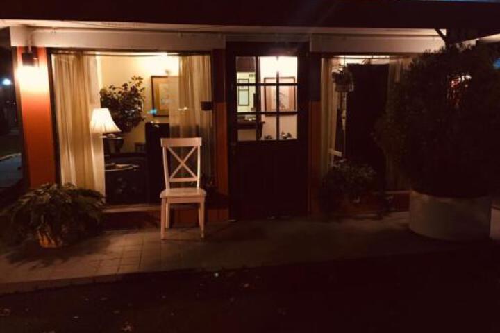 6499483-729001287