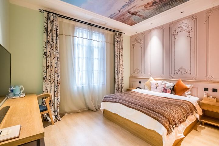 Room 20 of 21
