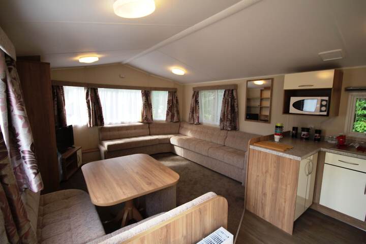 Room 14 of 34