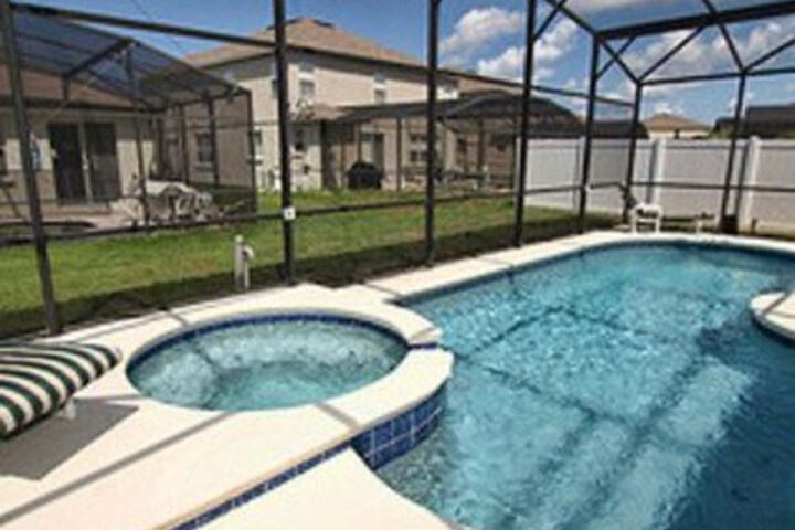 Pool 13 of 19