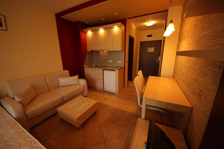 Private kitchenette