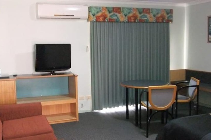 Room 13 of 53