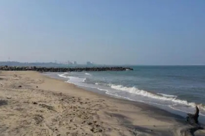 Beach 14 of 18