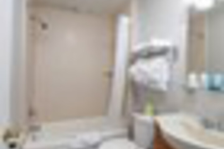 Room 302 of 549