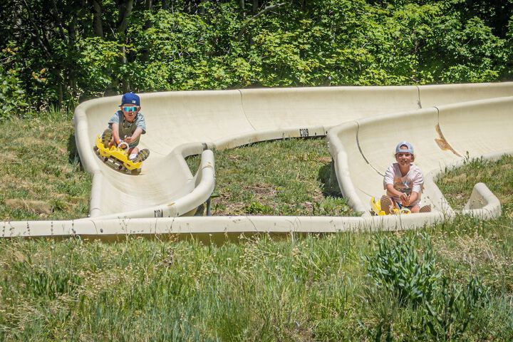 Childrens Activities 323 of 338