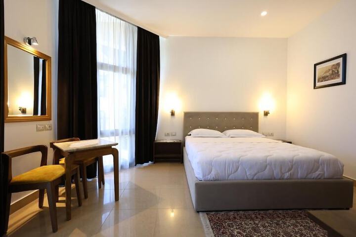 Room 50 of 114