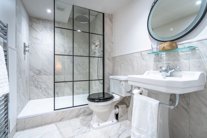 Clean Restrooms