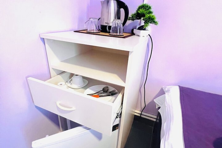 Room 3 of 101