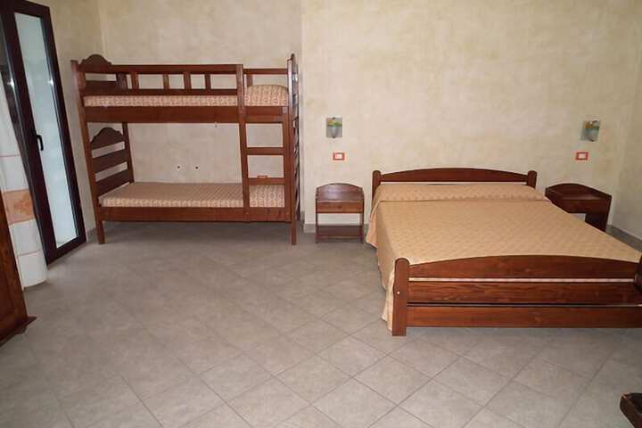 Room 5 of 24