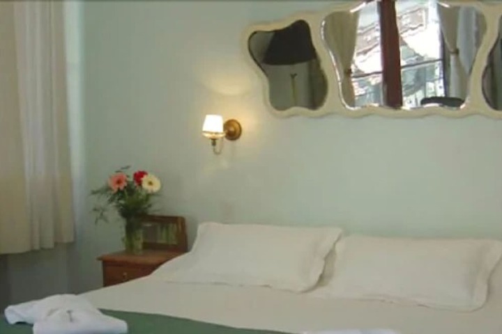 Room 7 of 52