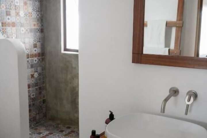 Room 34 of 53