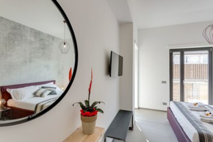 Room 31 of 270
