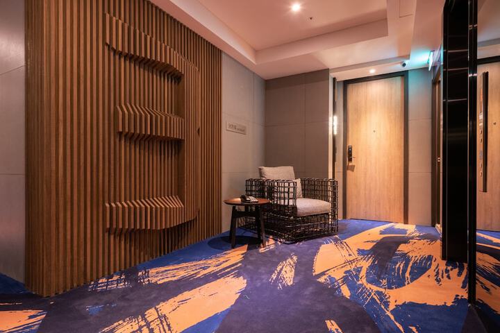 Ballroom/Hall 84 of 89