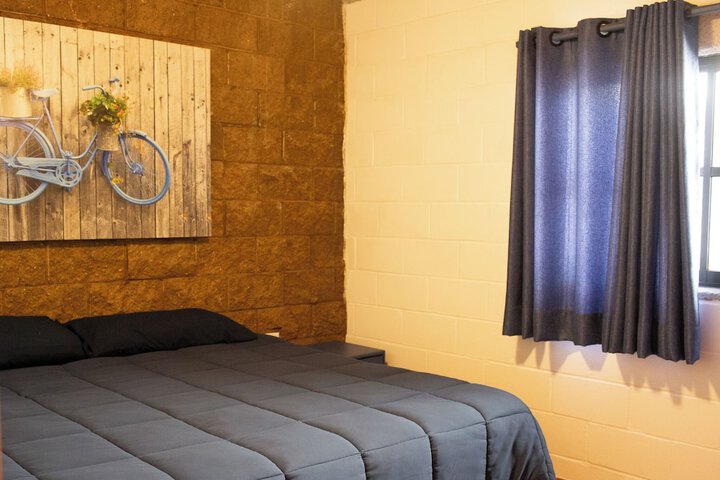 Room 9 of 96