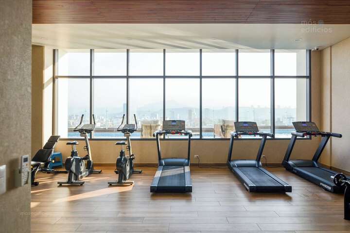 Health and Fitness 224 of 254