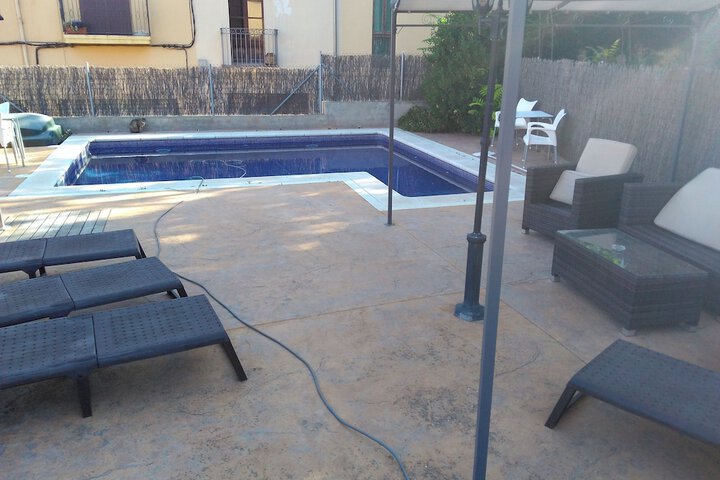 Pools & Facilities