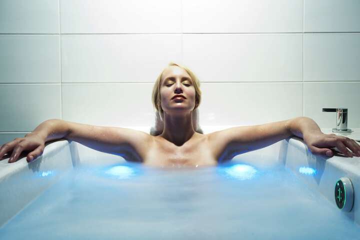 Jetted tub