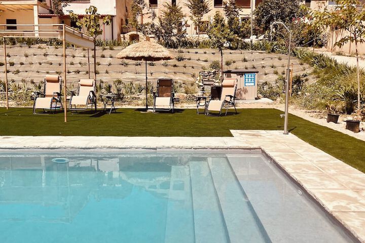 Pool 56 of 70