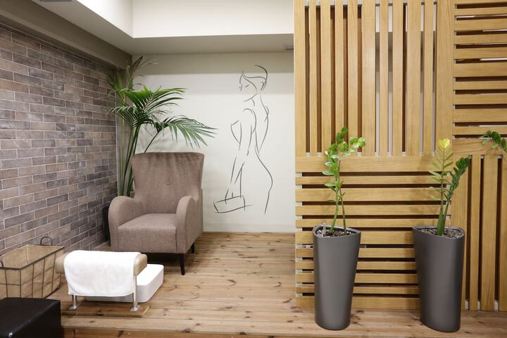 Lobby Entry