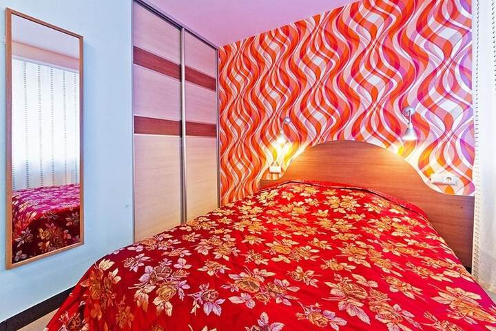 Room 23 of 42