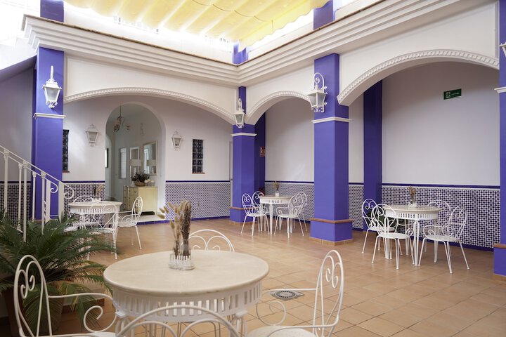 Hotel Exterior 22 of 24