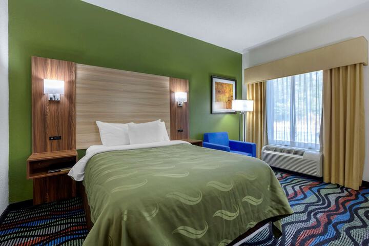 2 Double Beds (20 of 28)