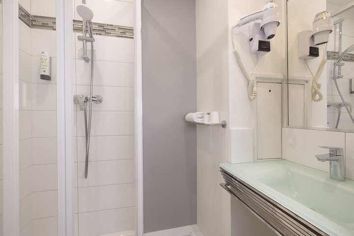 Room 45 of 53