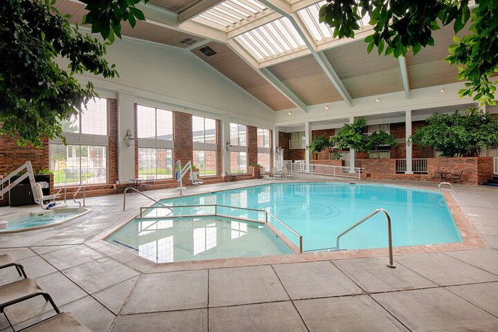 Hotel Pool