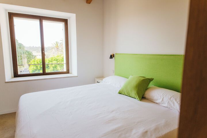 Room 5 of 26