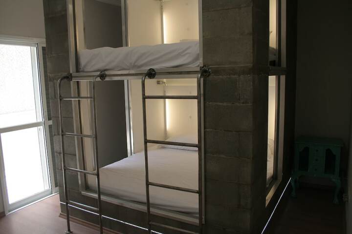 Room 8 of 53