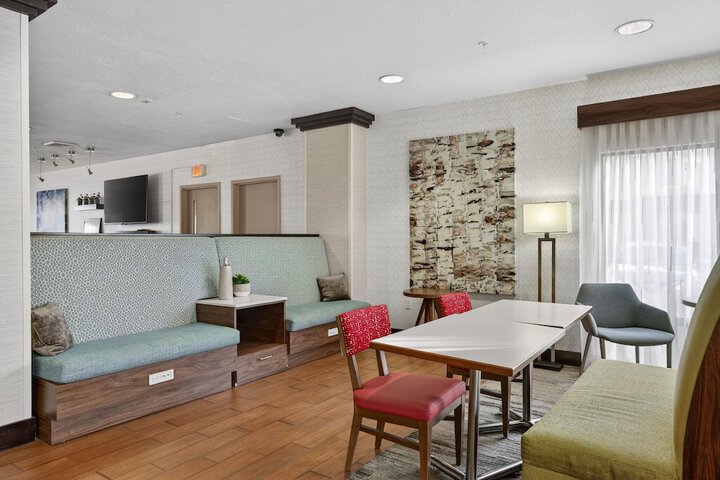 Guest Lobby