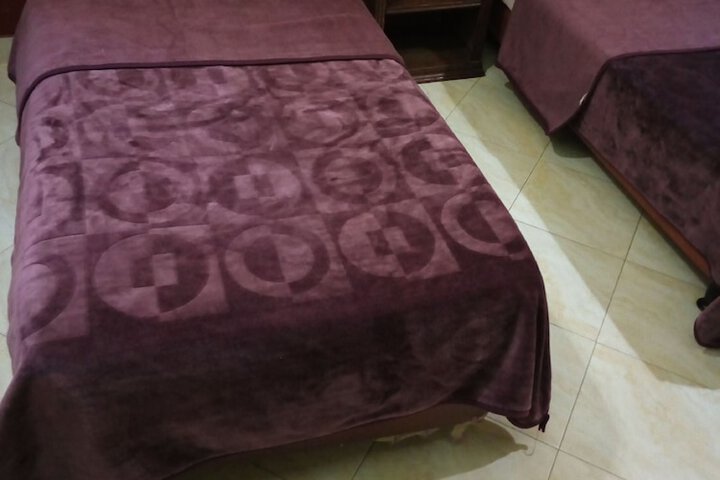 Room 10 of 25