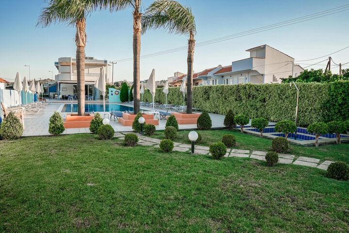 Pool 8 of 45