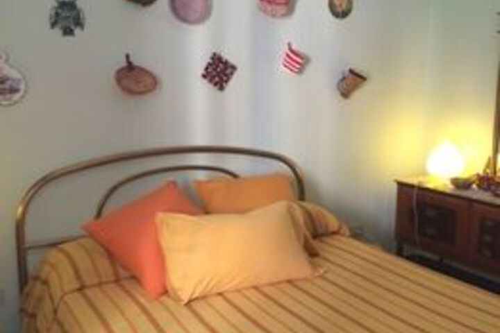 Room 7 of 14