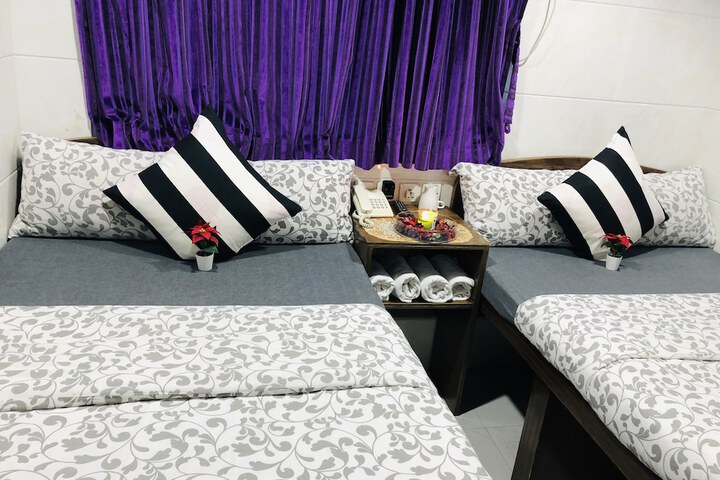 Room 7 of 31