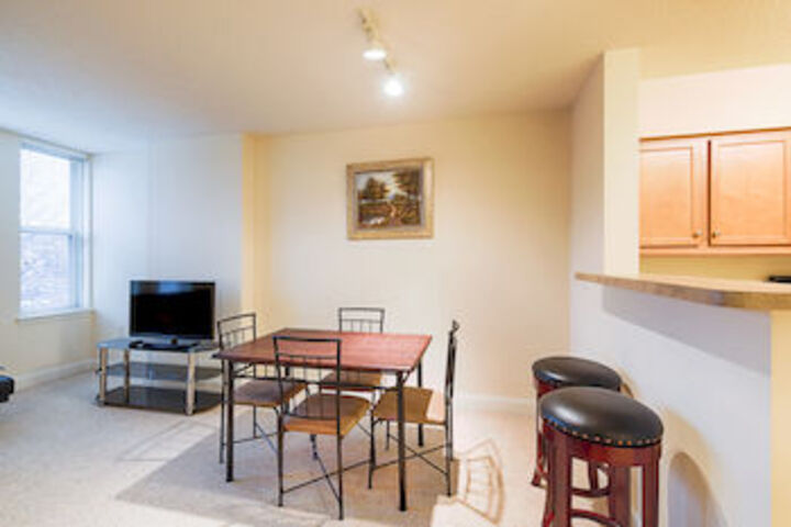 Room 12 of 34