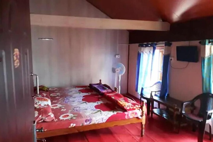 Room 10 of 11