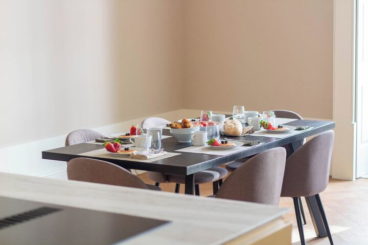 Dining 180 of 234