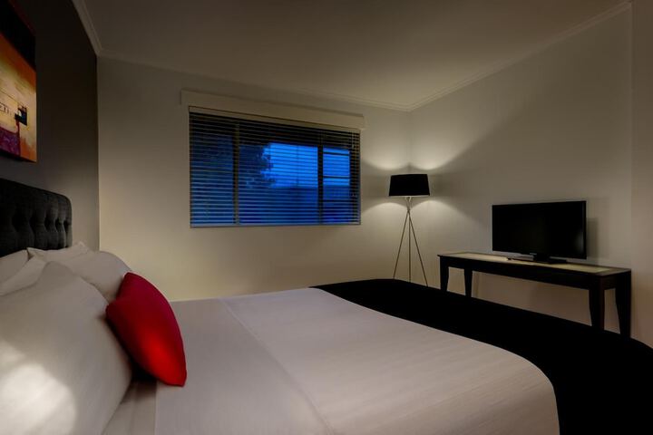 Room 7 of 22