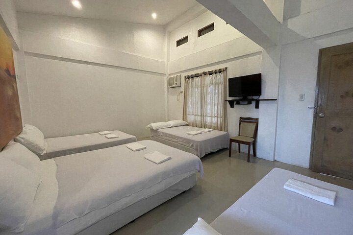 Room 13 of 59