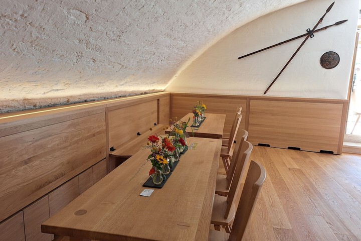 Dining 108 of 137