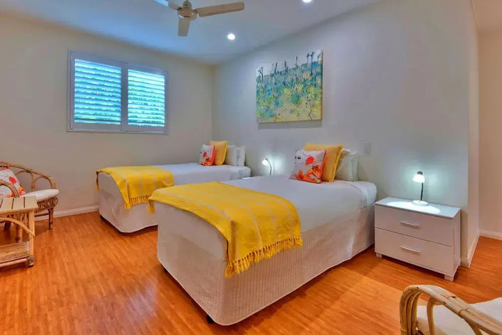 Room 3 of 18