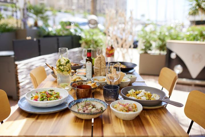 Dining 62 of 105
