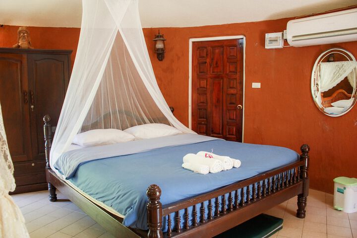Room 5 of 21