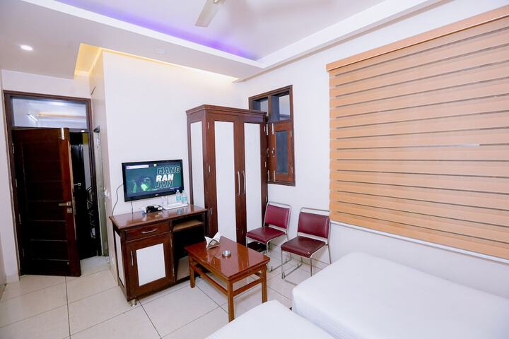 Hotel Interior 271 of 288