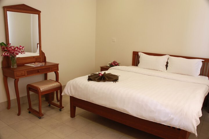 Room 6 of 55